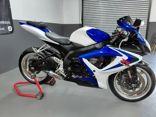 Suzuki GSX-R 750