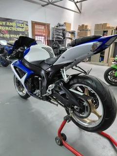 Suzuki GSX-R 750