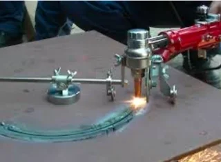 Koike Handy Auto Plus – Motorized Oxy-Fuel Cutting Torch