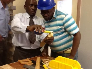 ASSESSOR /FACILITATOR IN CARPENTRY AND JOINERY