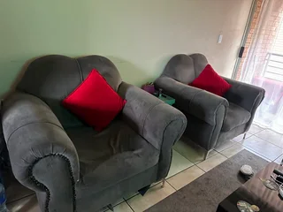 Couches - Ad posted by precious motaung