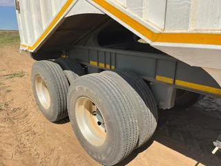 2022 Trailord SA Grainlink Air Suspension