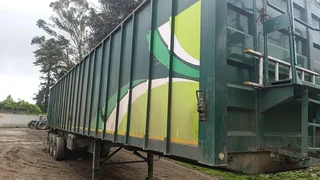 2023 Henred 85m³ Walkingfloor semi trailer