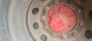 2006 Top trailer tridem dual bin side tipper.