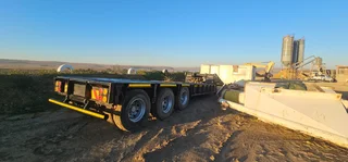 1978 Henred tridem Folding Neck Lowbed