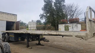 2002 JDC Flat Deck Interlink