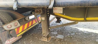 2025 SA Truck Bodies tautliner