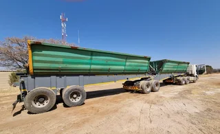 2010 Henred 40m³ side tipper