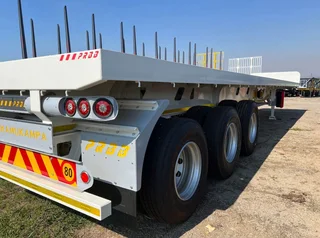 New 2026 PRBB Flatdeck semi trailer
