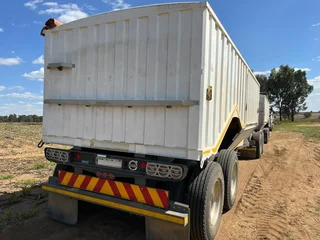 2002 Trailord SA Grainlink Air Suspension