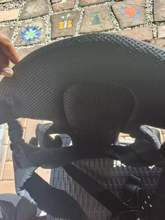 Baby car seat and baby carrier