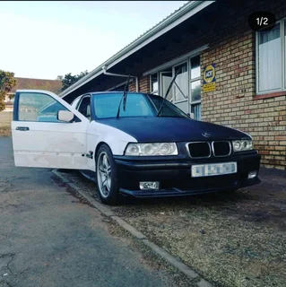 BMW 328I