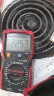 skilled Electrician with 3&#43; Years Experience Seeking Full-Time Role in