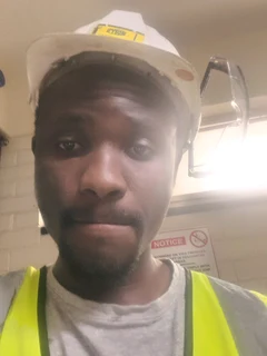 Qualified Electrician with 4 plus; Years eperience Seeking Full-Time Role or contract