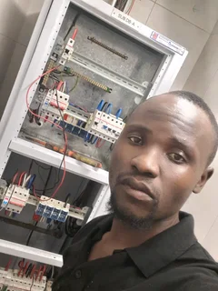Electrician looking for work