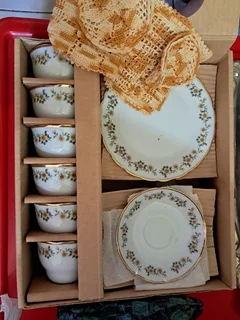 Chinese Tea Set - brand new, still in original package.