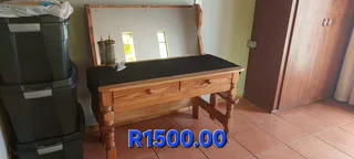 Wooden Dresser - good condition!