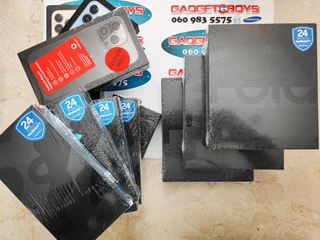 Brand New Sealed iPhone 17 Range Pro Max / S24 / iPhone 12 / S25 Ultra / iPhone15 S23 Ultra