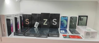 Brand New Sealed iPhone 17 Range Pro Max / S24 / iPhone 12 / S25 Ultra / iPhone15 S23 Ultra