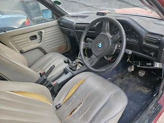 Bmw e30 318i chrome bumper stripping for spares