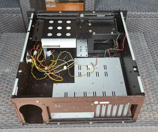 4U rack-mountable PC case