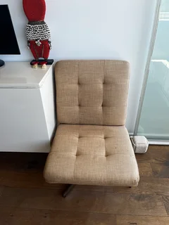 Chair - Ad posted by laura ranieri