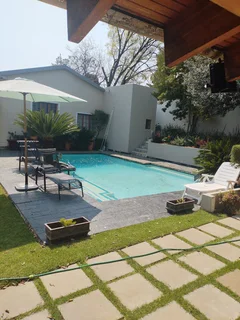 A CLEAN MASSIVE 2BED AND 2BATH IS AVAILABLE TO RENT IN LE GREG AVENUE BRAMLEY NORTH