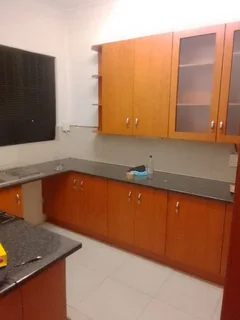 A Massive 2 Bed Room In A Well Secured Complex Is Available To Rent In Savoy Close To Shops