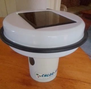 Chlor-Free Sola-Save swimming pool ionizers