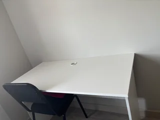 White wood office table