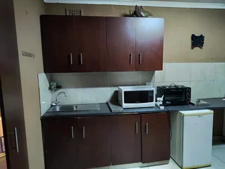 Bachelor For Rent In Durban North