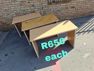 Desks 1.2m