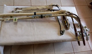 Land Rover Discovery 3 / 4 Side Curtain Airbags x 4