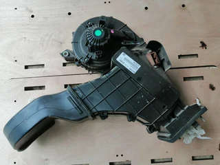 Chevrolet Trailblazer 2.8 Ltz Rear Cabin Aircon Unit