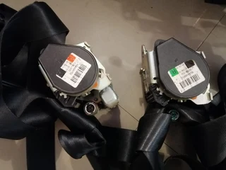 Ford Kuga Original Dash , Airbags , Airbag Module and Safety Belts : Original Units: Price as per Ad