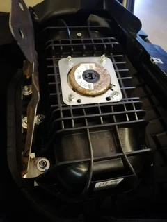 Ford Kuga Original Dash , Airbags , Airbag Module and Safety Belts : Original Units: Price as per Ad