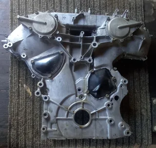 Nissan VQ40 V6 Complete Front and Rear Chain Cover