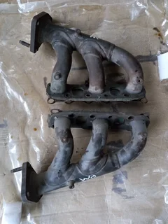 Nissan VQ40 Exhaust Manifolds