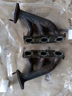 Nissan VQ40 Exhaust Manifolds