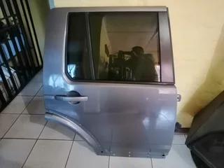 Discovery 3 / 4 Front and Rear Doors Each