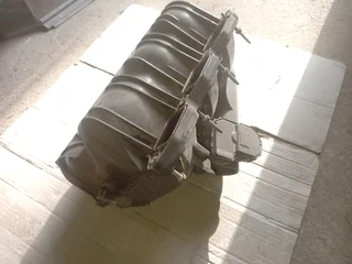 2007 Jeep Cherokee 3.7 KJ Intake Manifold with Throttle Body