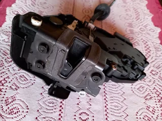 Land Rover Discovery 3 / 4 Front and Rear Door Locks