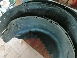 Land Rover Discovery 4/3 Front and Rear Fender Liners Each