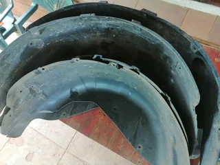 Land Rover Discovery 4/3 Front and Rear Fender Liners Each