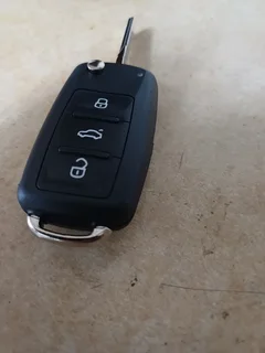 Vehicle blank key and key covers