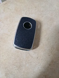 Vehicle blank key and key covers