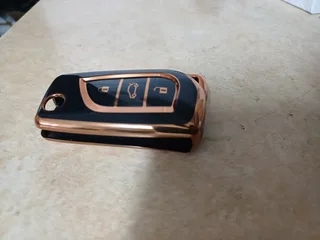 Vehicle blank key and key covers