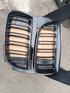 Bmw e90 grilles