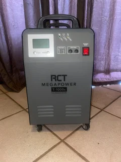 RCT Megapower T-1000s Inverter Trolley