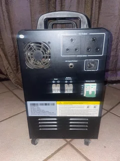 RCT Megapower T-1000s Inverter Trolley